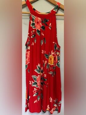 Market & Spruce woman Red Floral Halter blouse size small